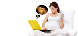 Femme enceinte ordinateur